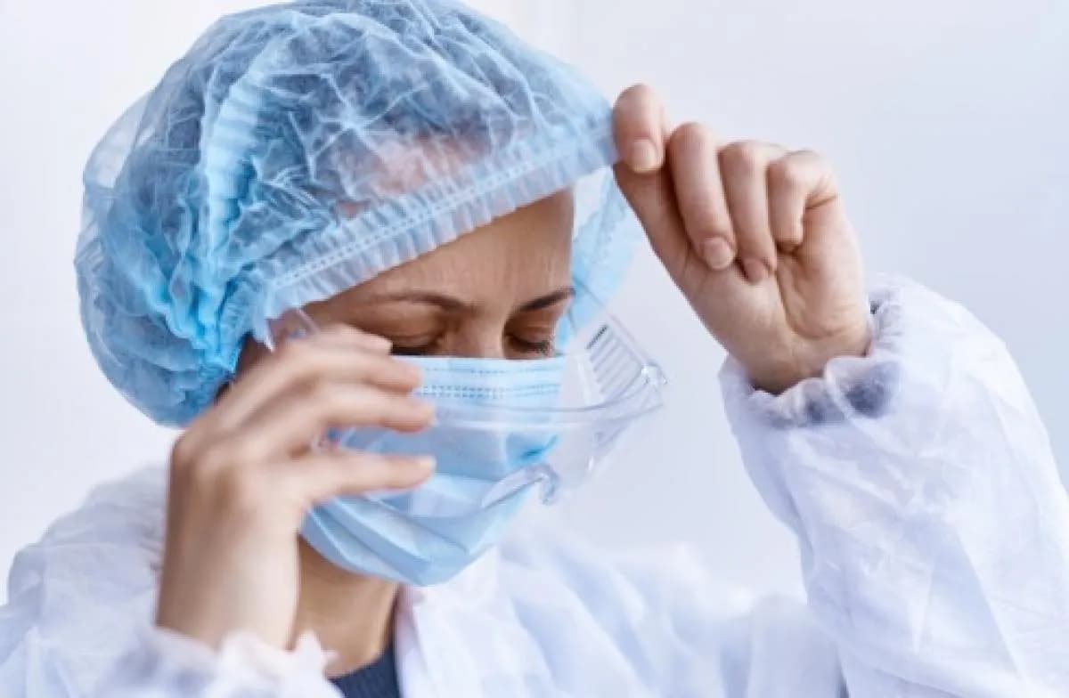 Technik medyczny kto to? Rola i obowiązki w służbie zdrowia