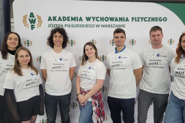 Reprezentacja od lewej: Martyna Świt, Kinga Rudzka, Rafał Masłowski, Roksana Wodecka, Tomasz Piesik, Dawid Olejniczak, Wiktoria Tronowska.